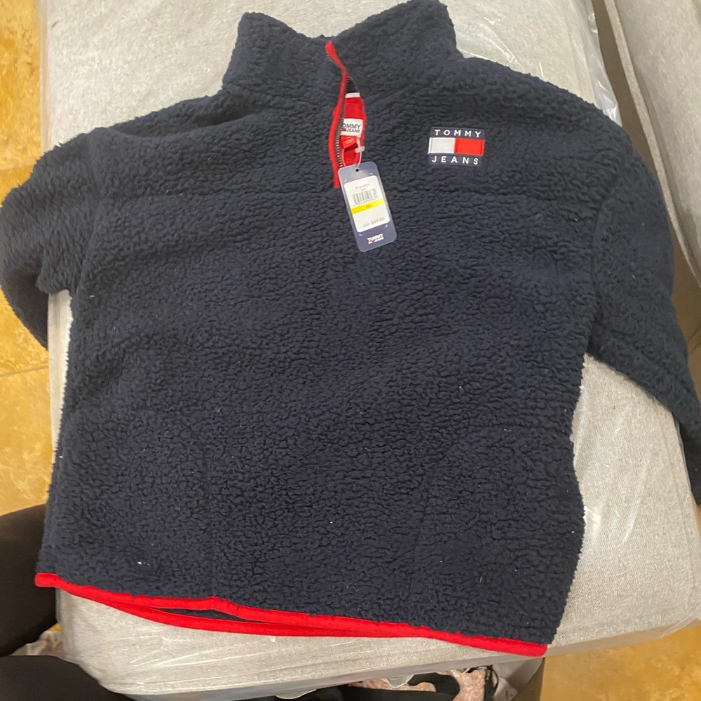 Tommy Hilfiger sweater
